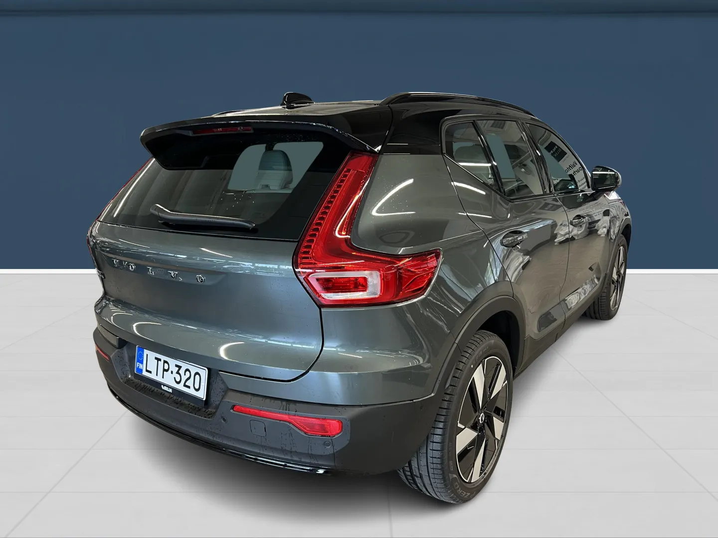 Autokuva 4 - LTP-320