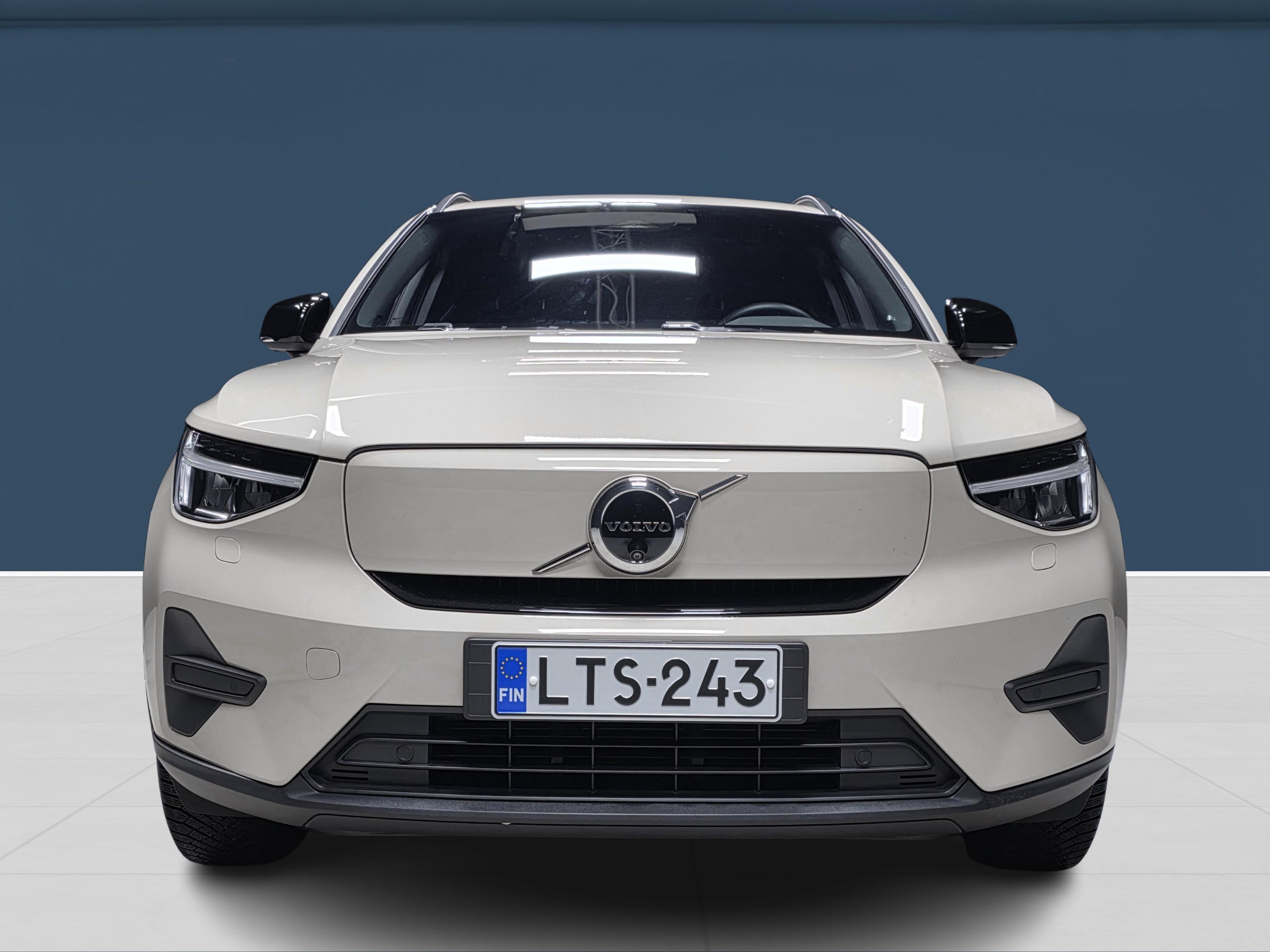 Volvo EX40 Single Extended Range Core 2025, bild 2/21