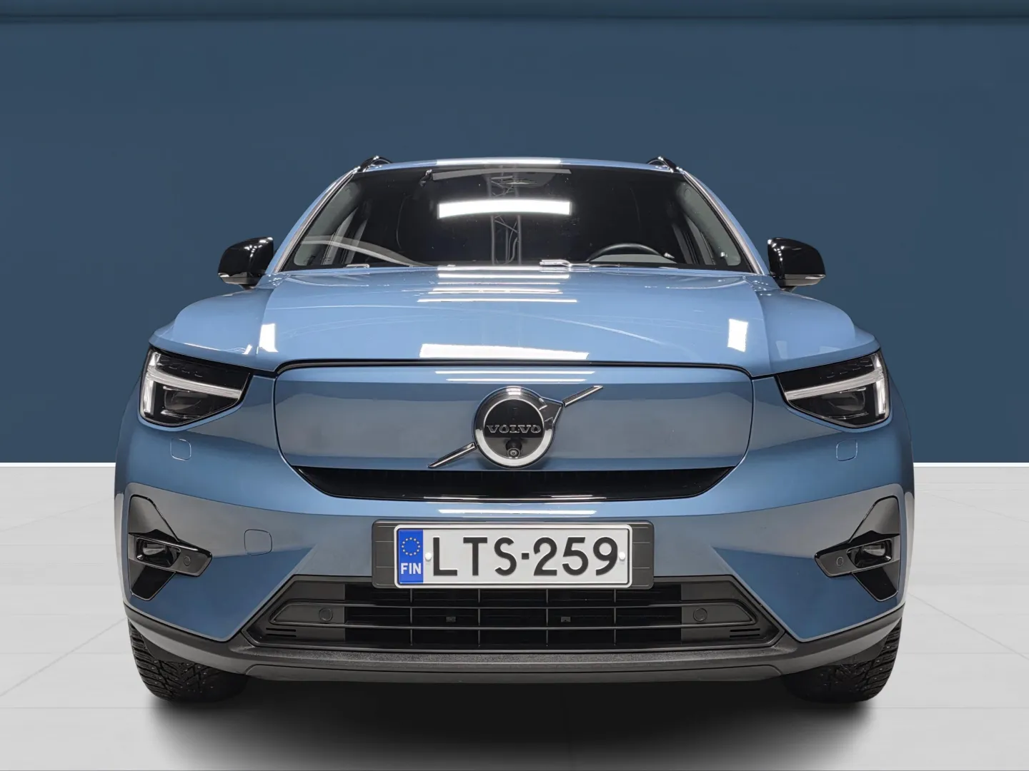Autokuva 2 - LTS-259