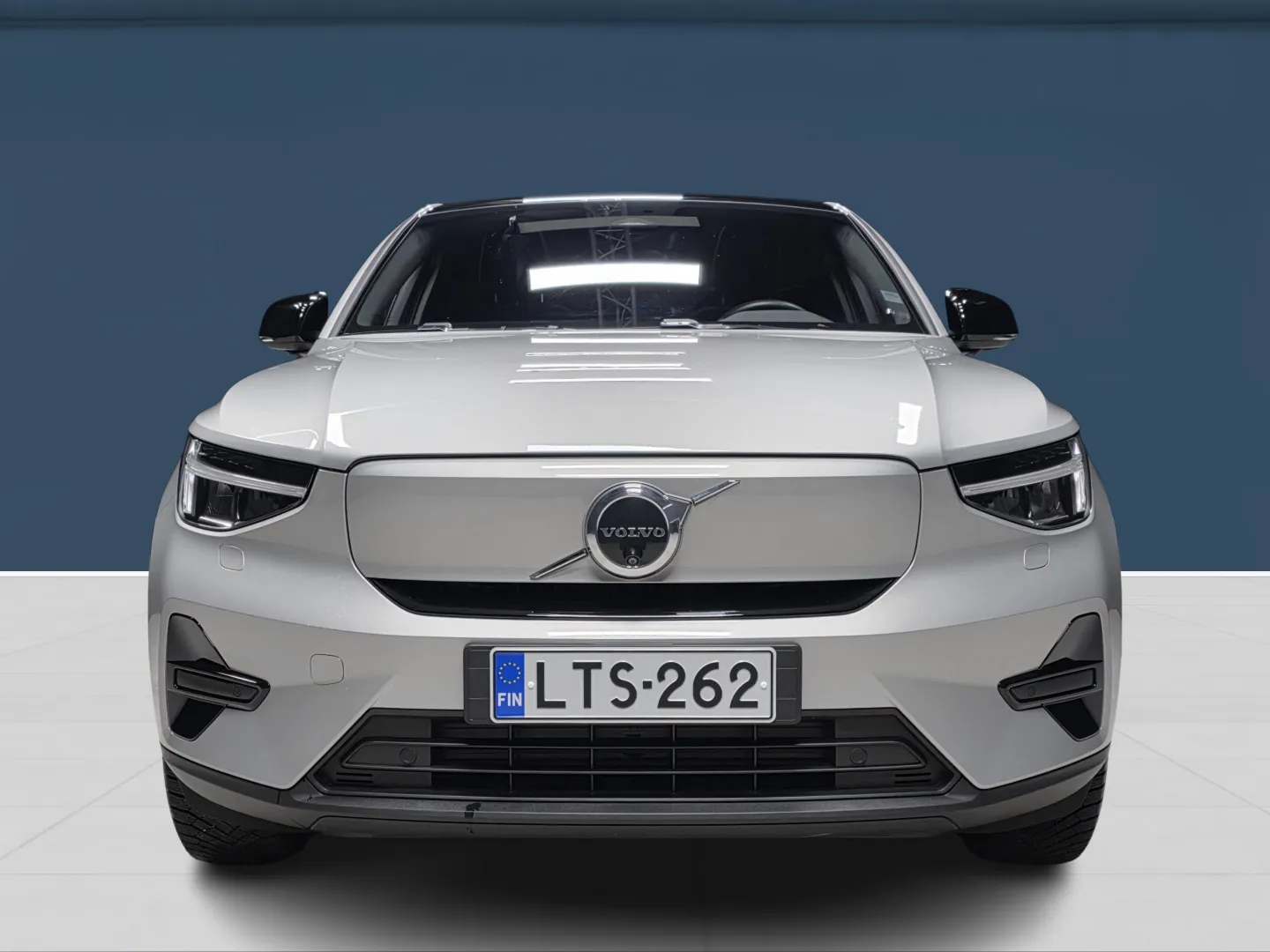 Autokuva 2 - LTS-262