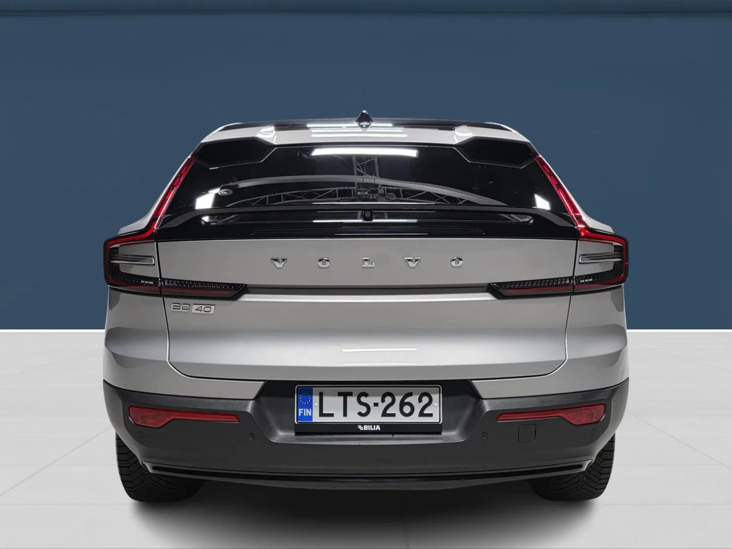 Autokuva 5 - LTS-262