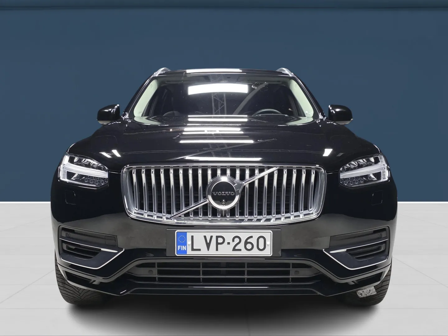 Autokuva 2 - LVP-260