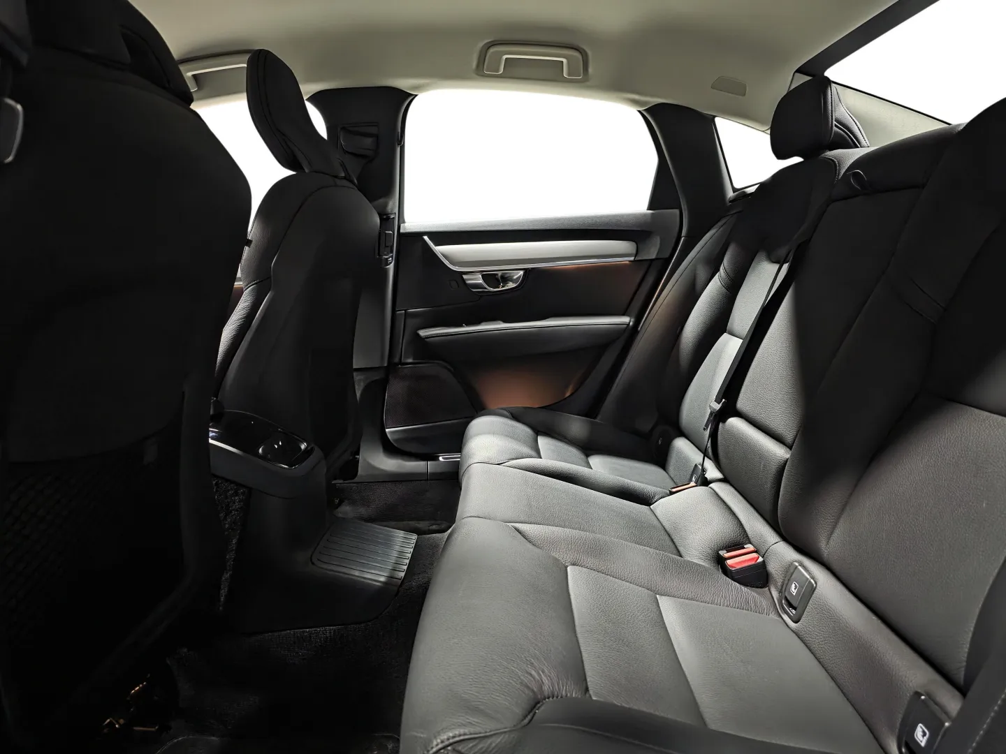 Autokuva 9 - LVP-969