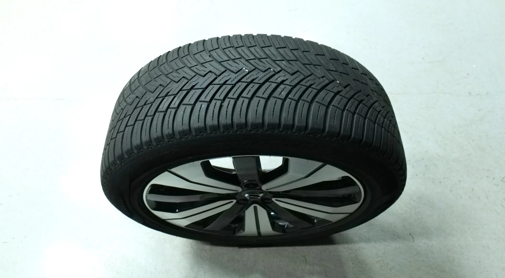 Autokuva 21 - MNA-323