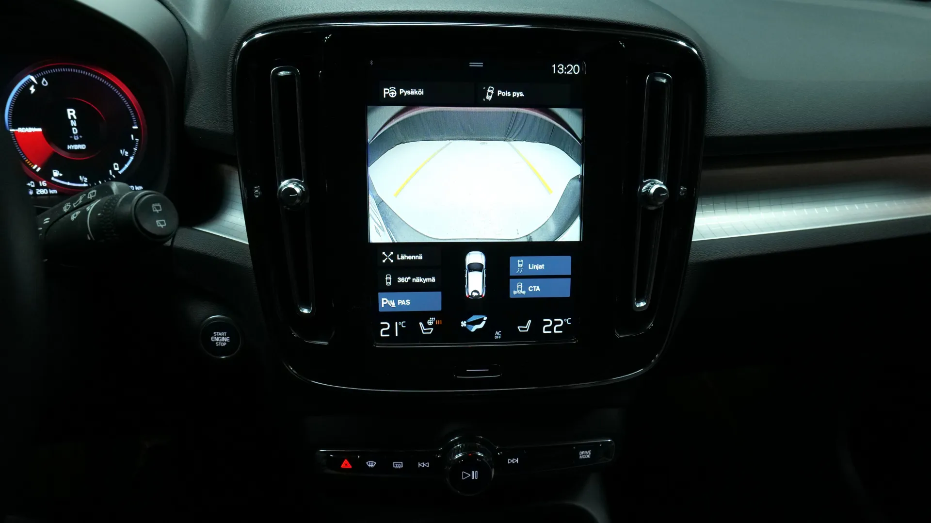 Autokuva 9 - MNU-152