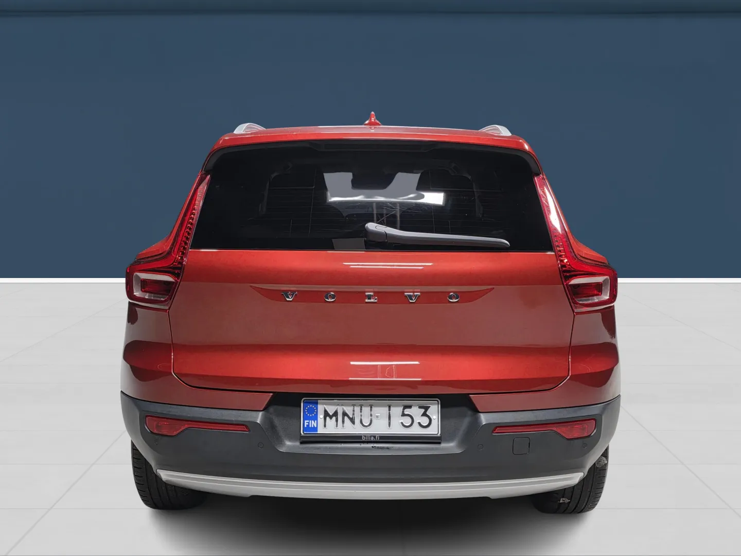 Autokuva 6 - MNU-153
