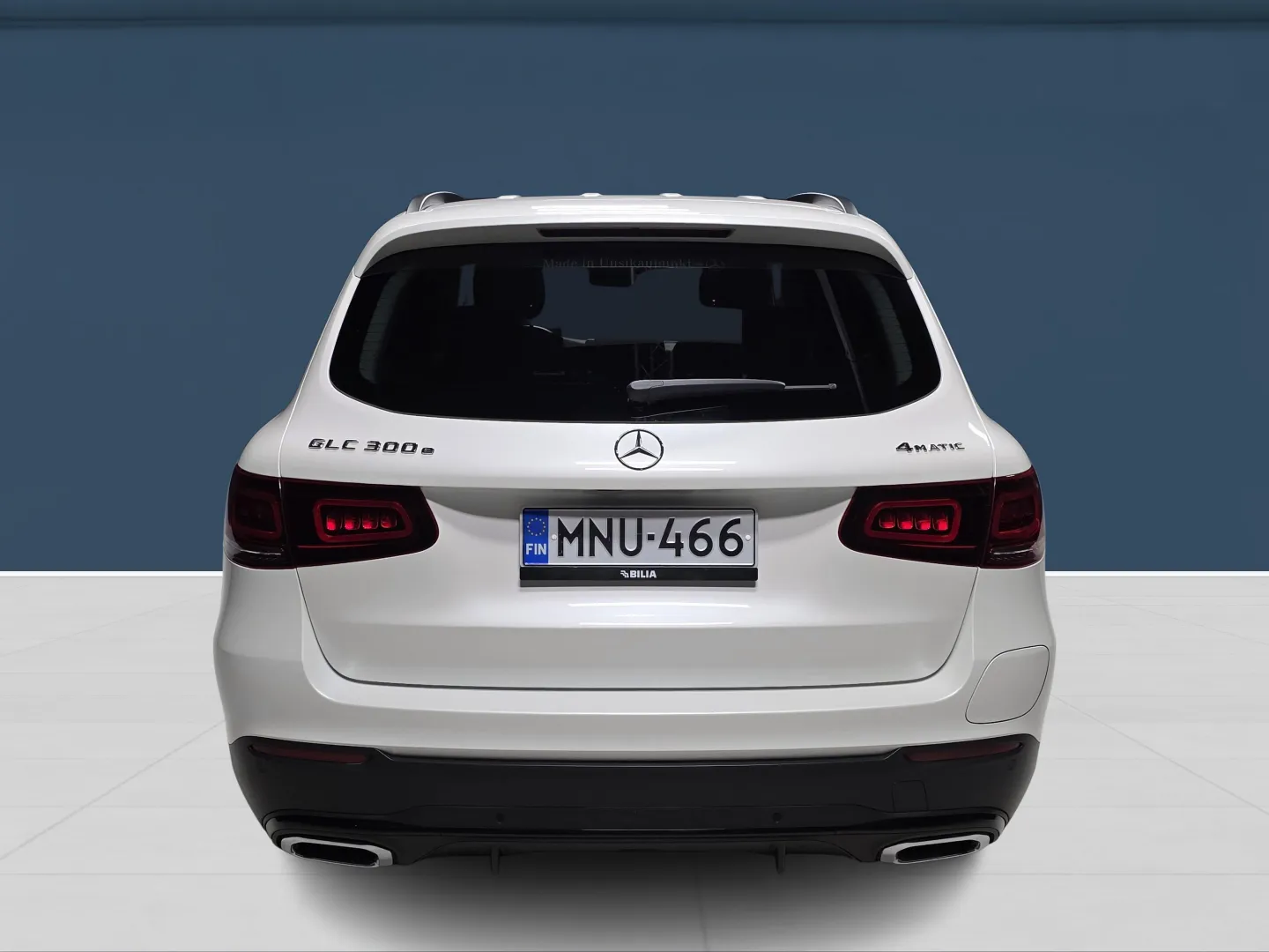 Autokuva 5 - MNU-466