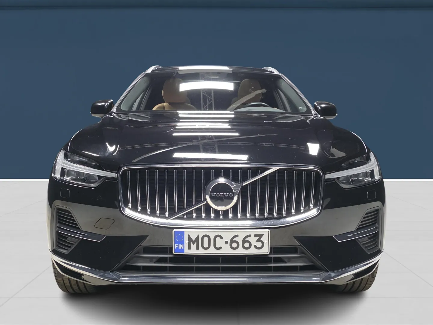 Autokuva 2 - MOC-663