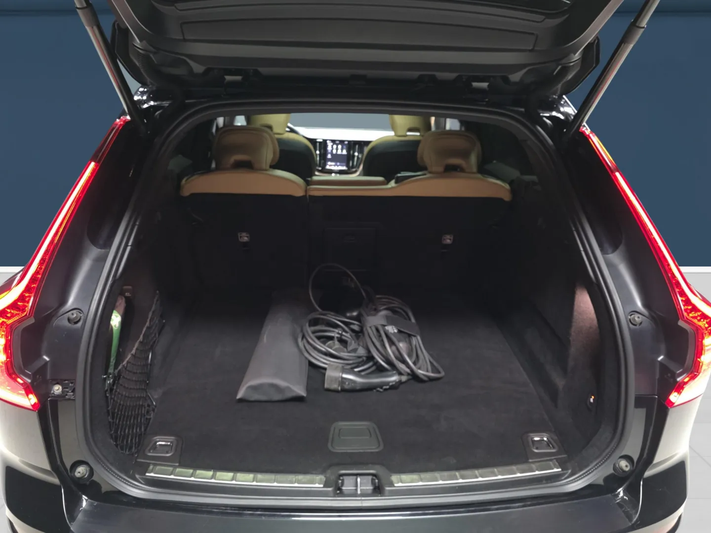 Autokuva 11 - MOC-663