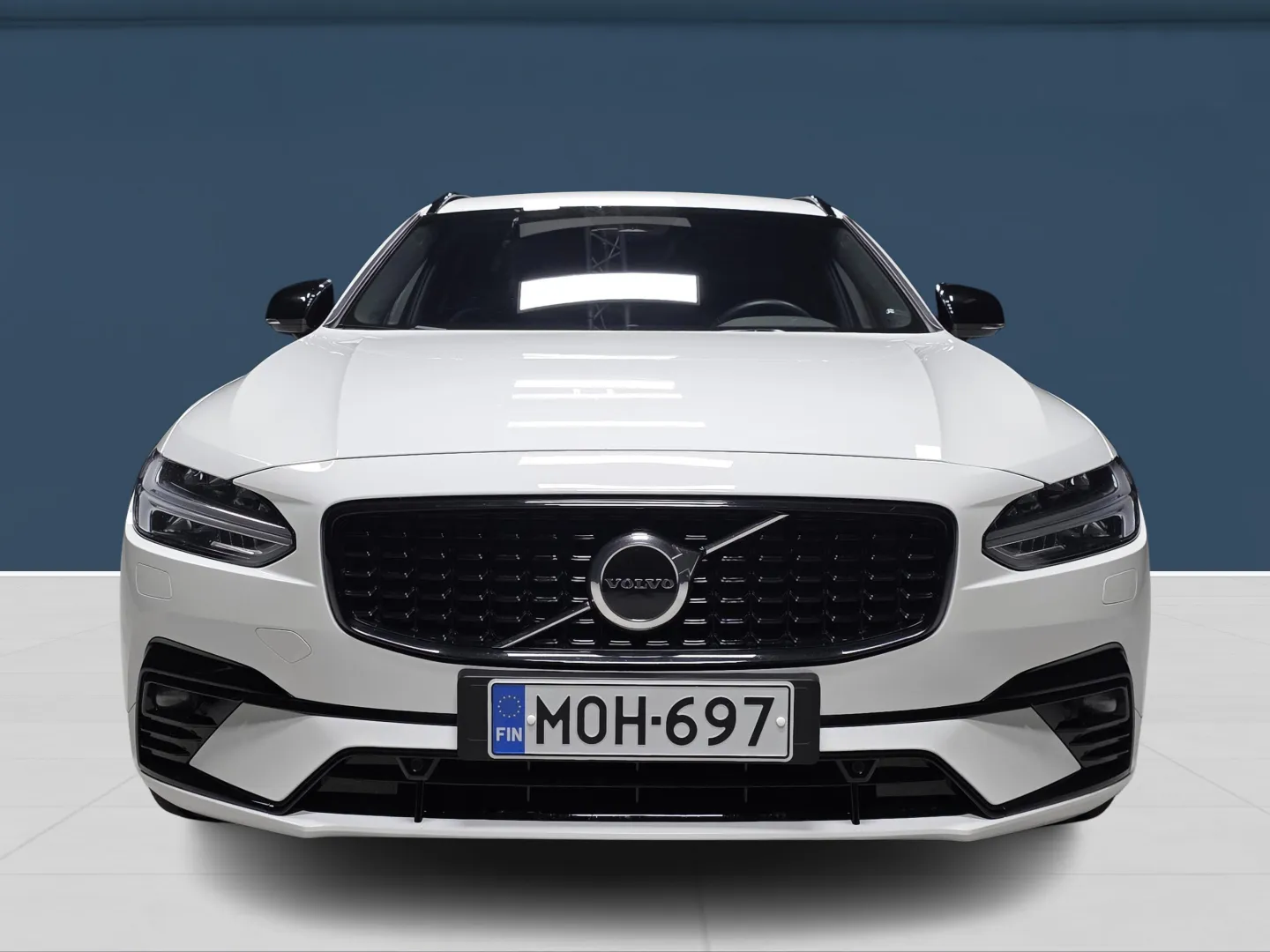 Autokuva 2 - MOH-697