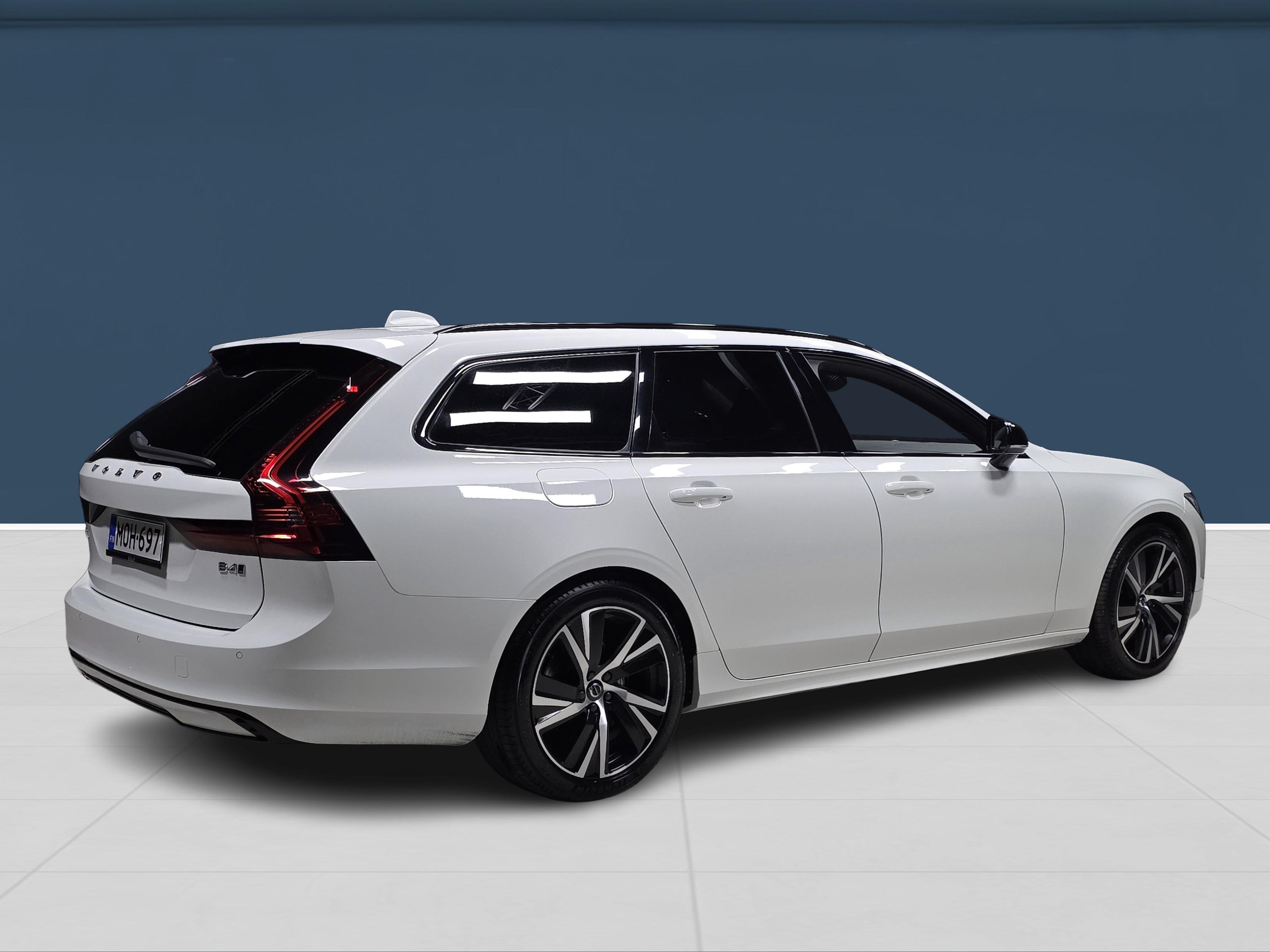 Volvo V90 2022, kuva 4/16