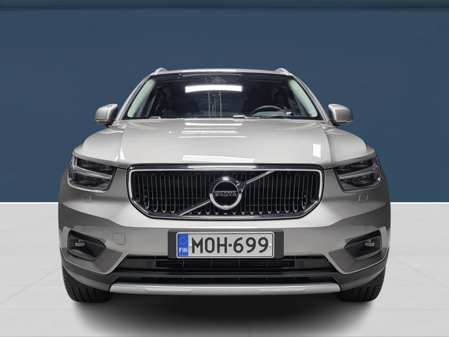 Autokuva 2 - MOH-699