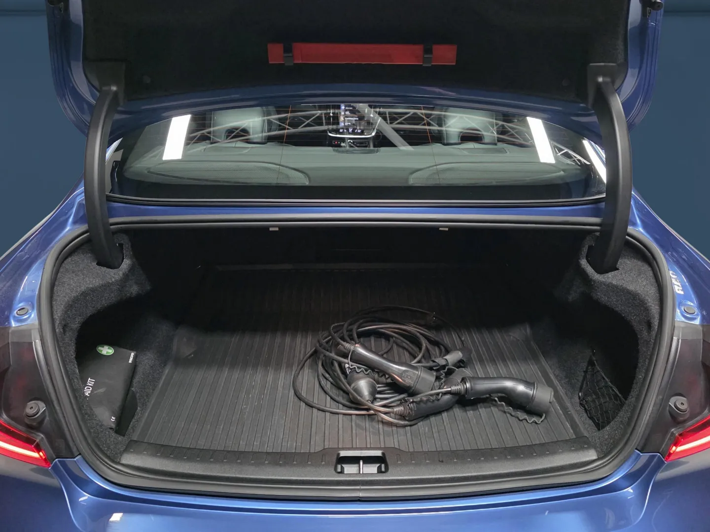 Autokuva 11 - MOJ-430