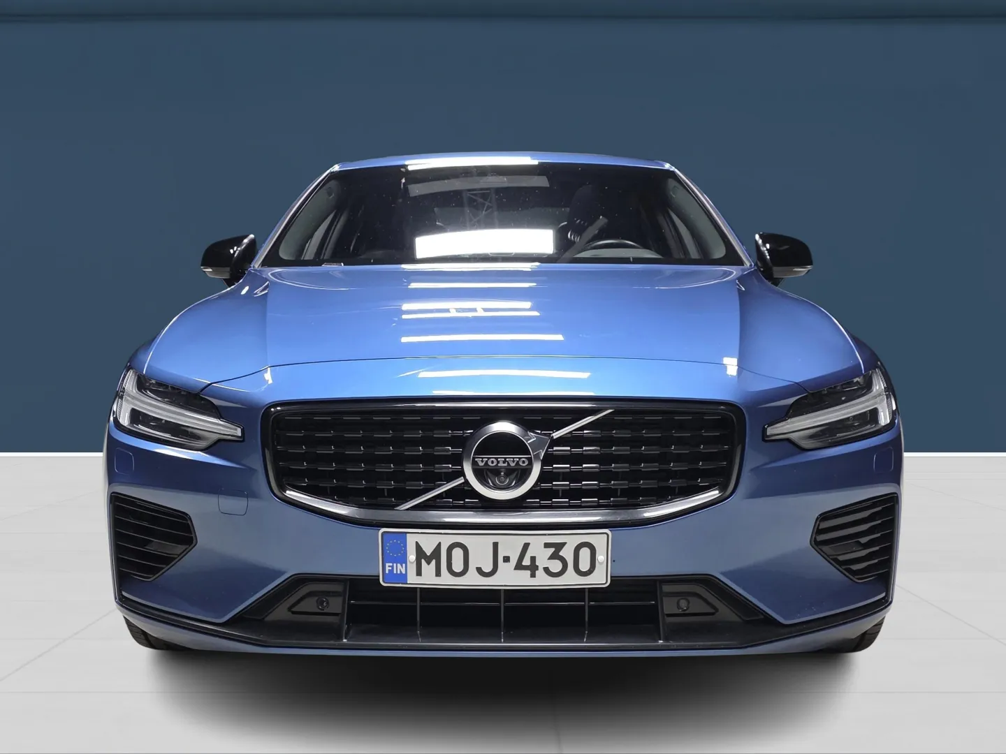 Autokuva 2 - MOJ-430