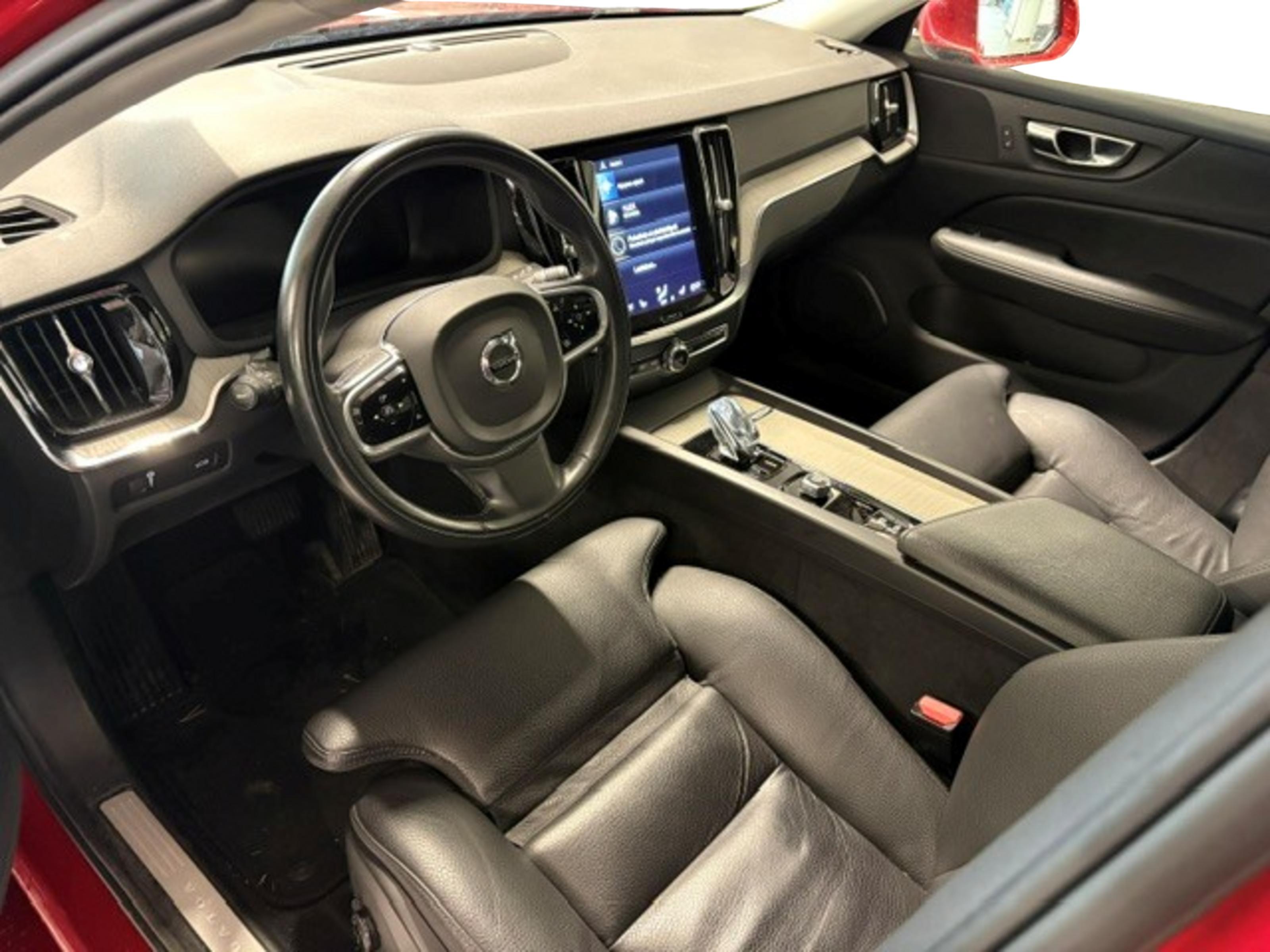 Volvo V60 2022, kuva 5/6