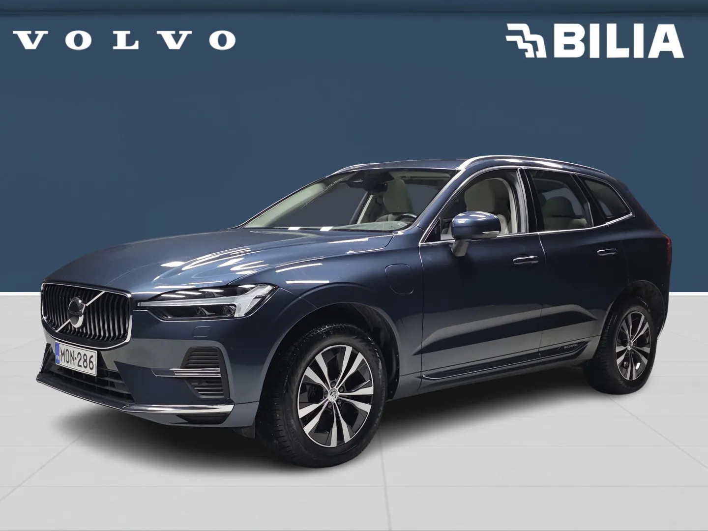 Autokuva 1 - MON-286