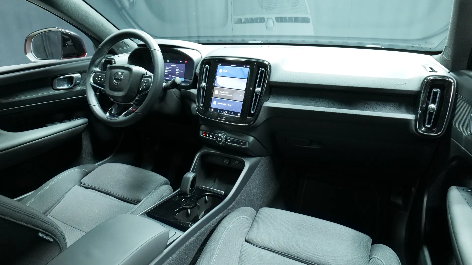 Autokuva 18 - MOS-542