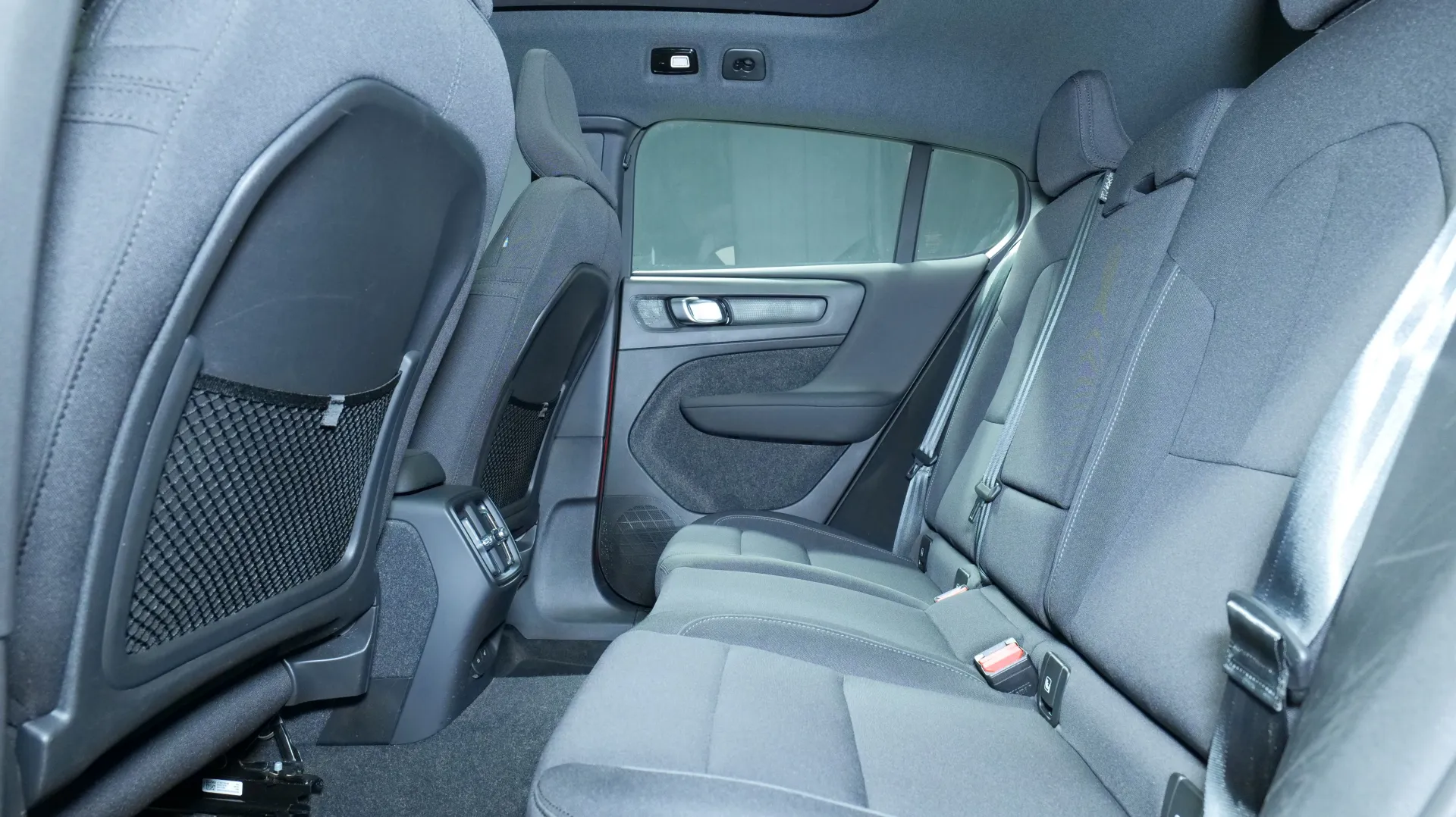 Autokuva 15 - MOS-542