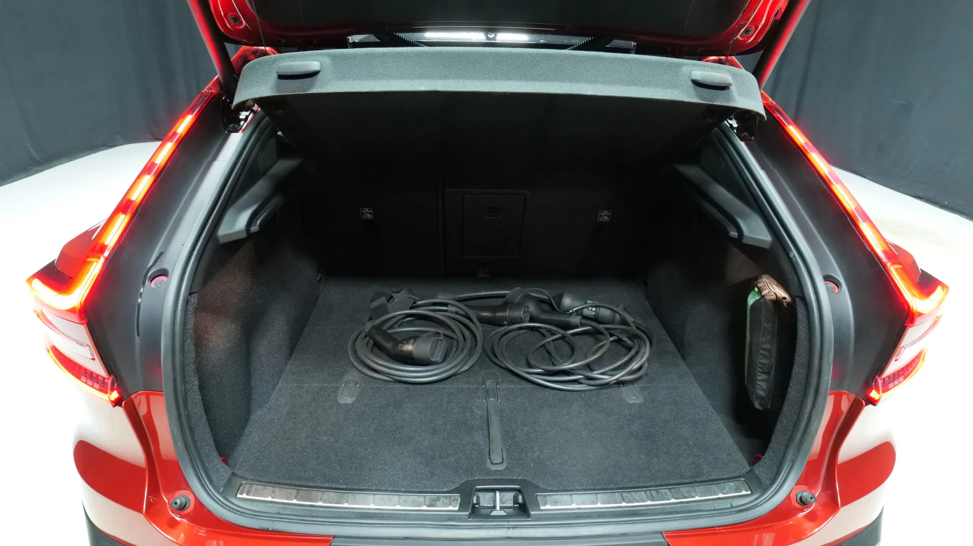 Autokuva 16 - MOS-542