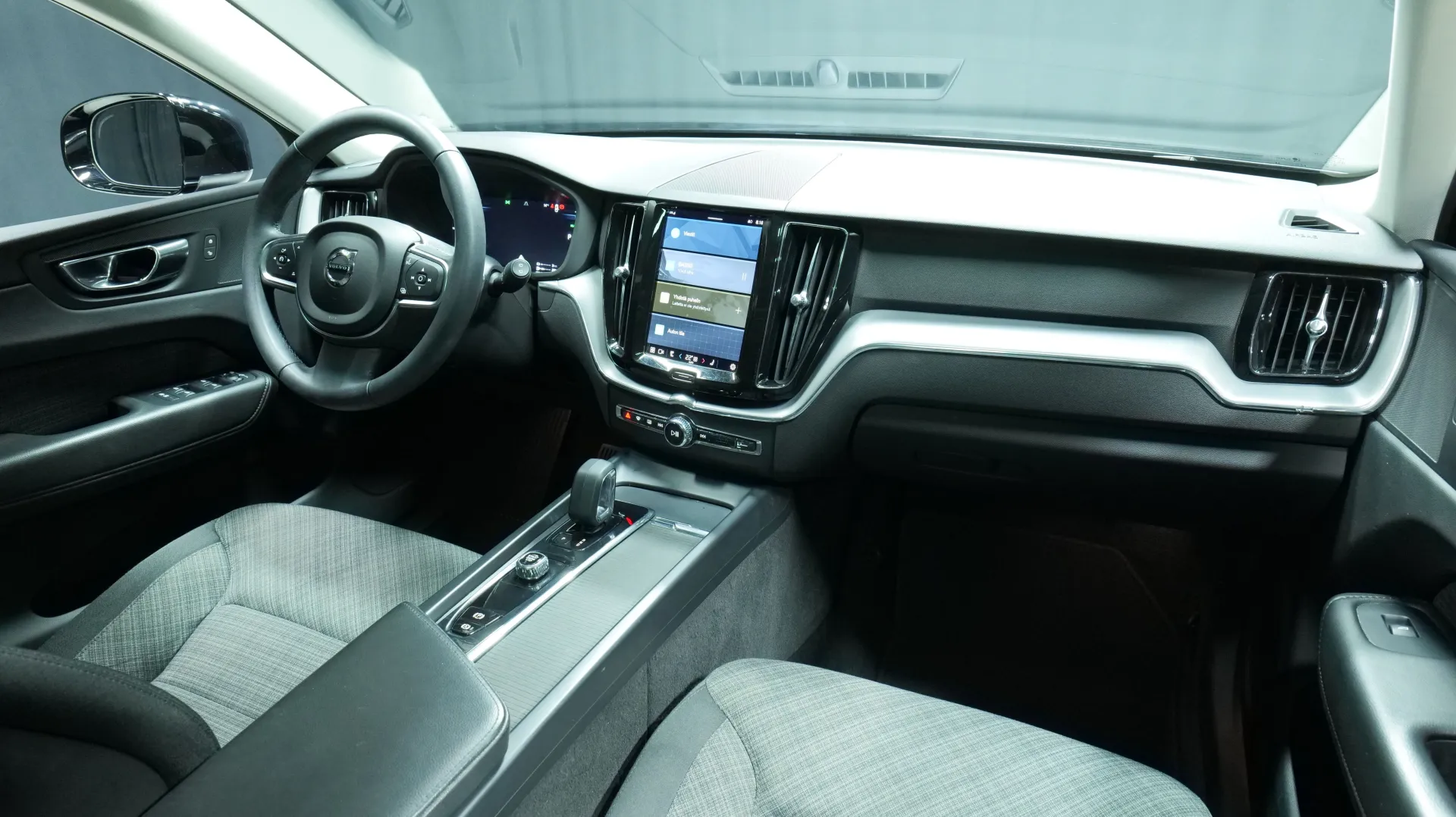 Autokuva 18 - MOS-911