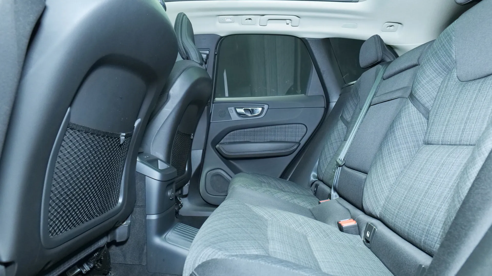 Autokuva 15 - MOS-911