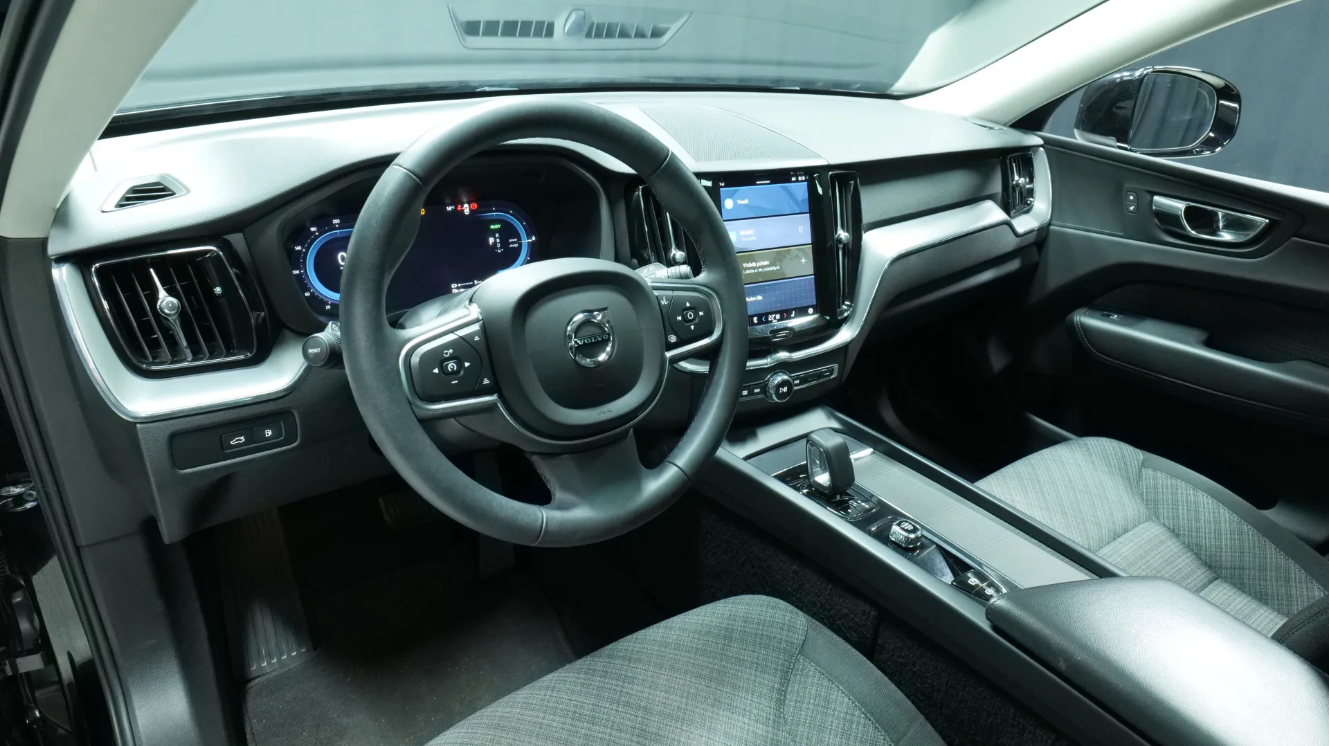 Autokuva 11 - MOS-911