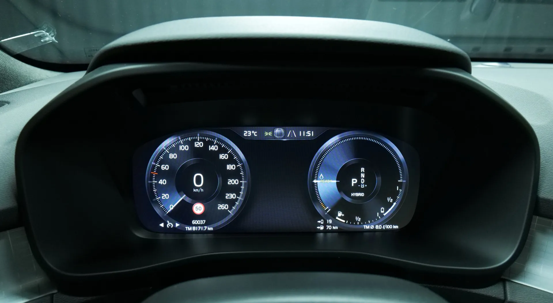 Autokuva 6 - MOS-941