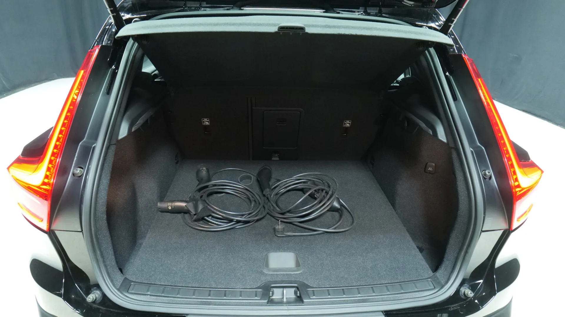 Autokuva 16 - MOS-941