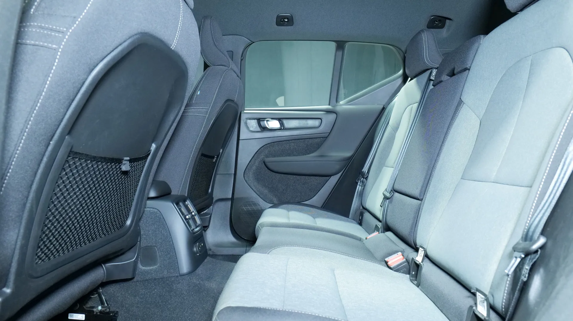 Autokuva 16 - MOT-357