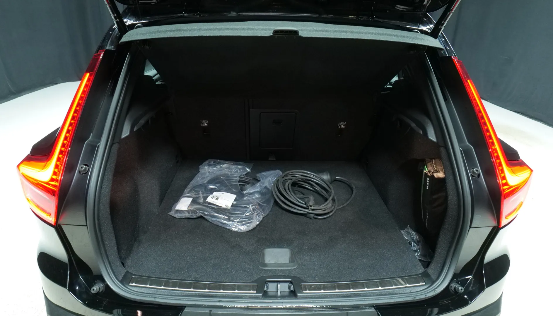 Autokuva 17 - MOT-357