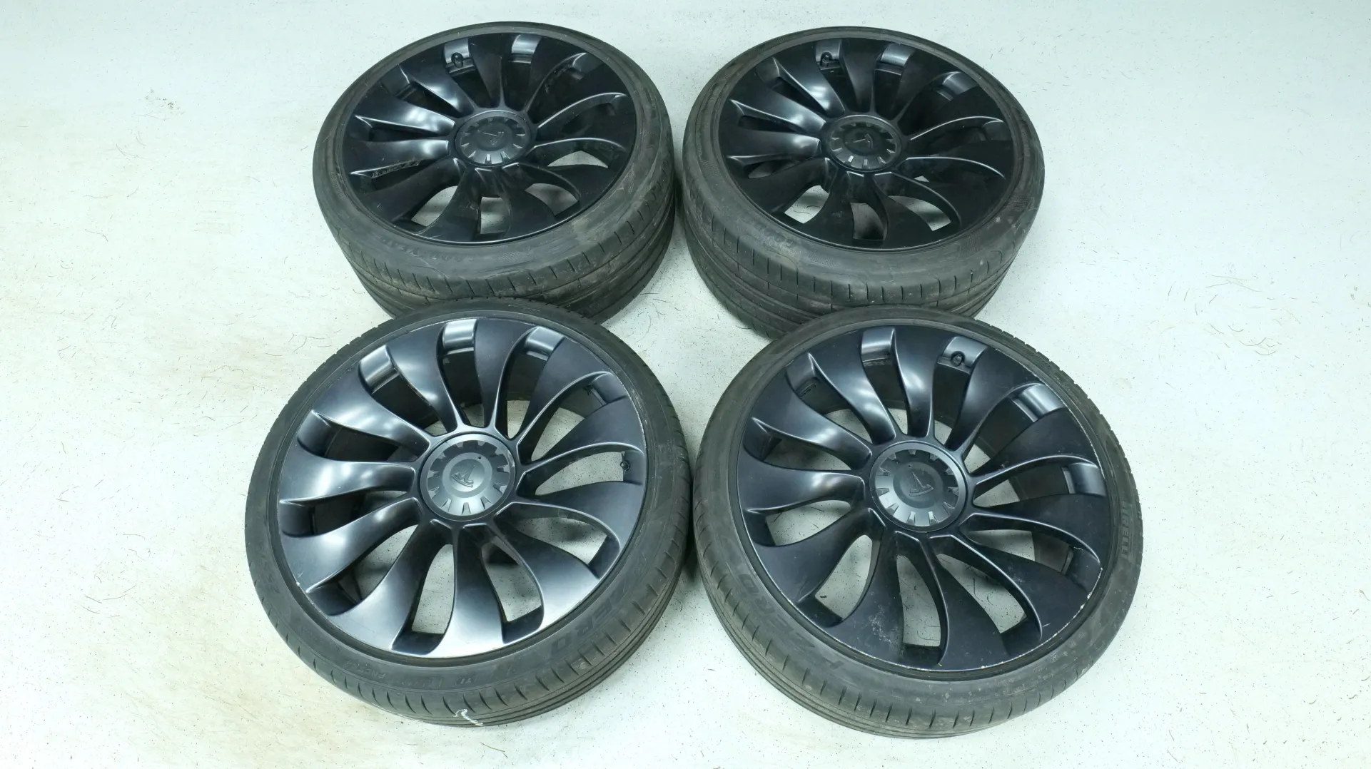 Autokuva 18 - MOU-754