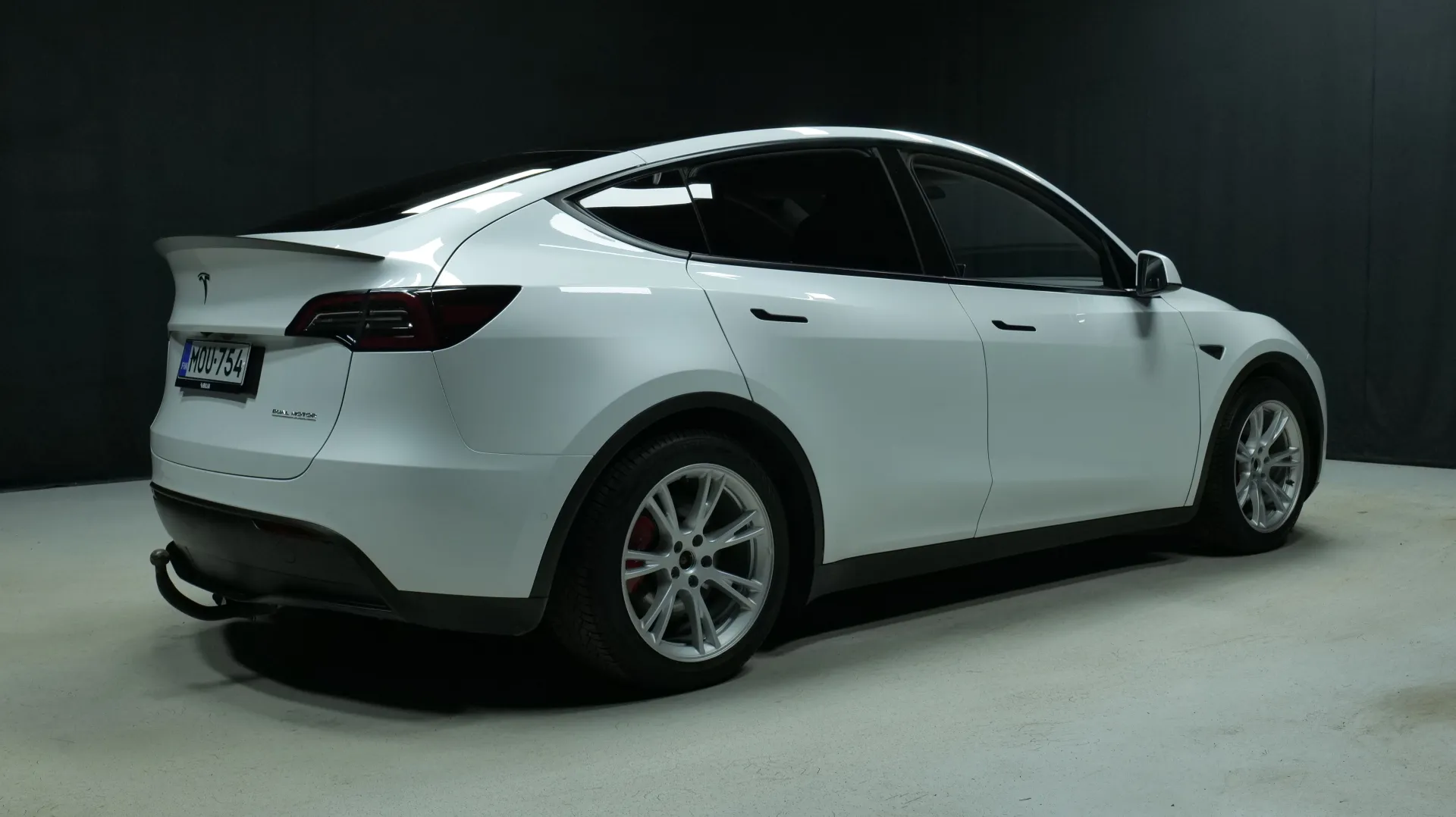 Autokuva 3 - MOU-754