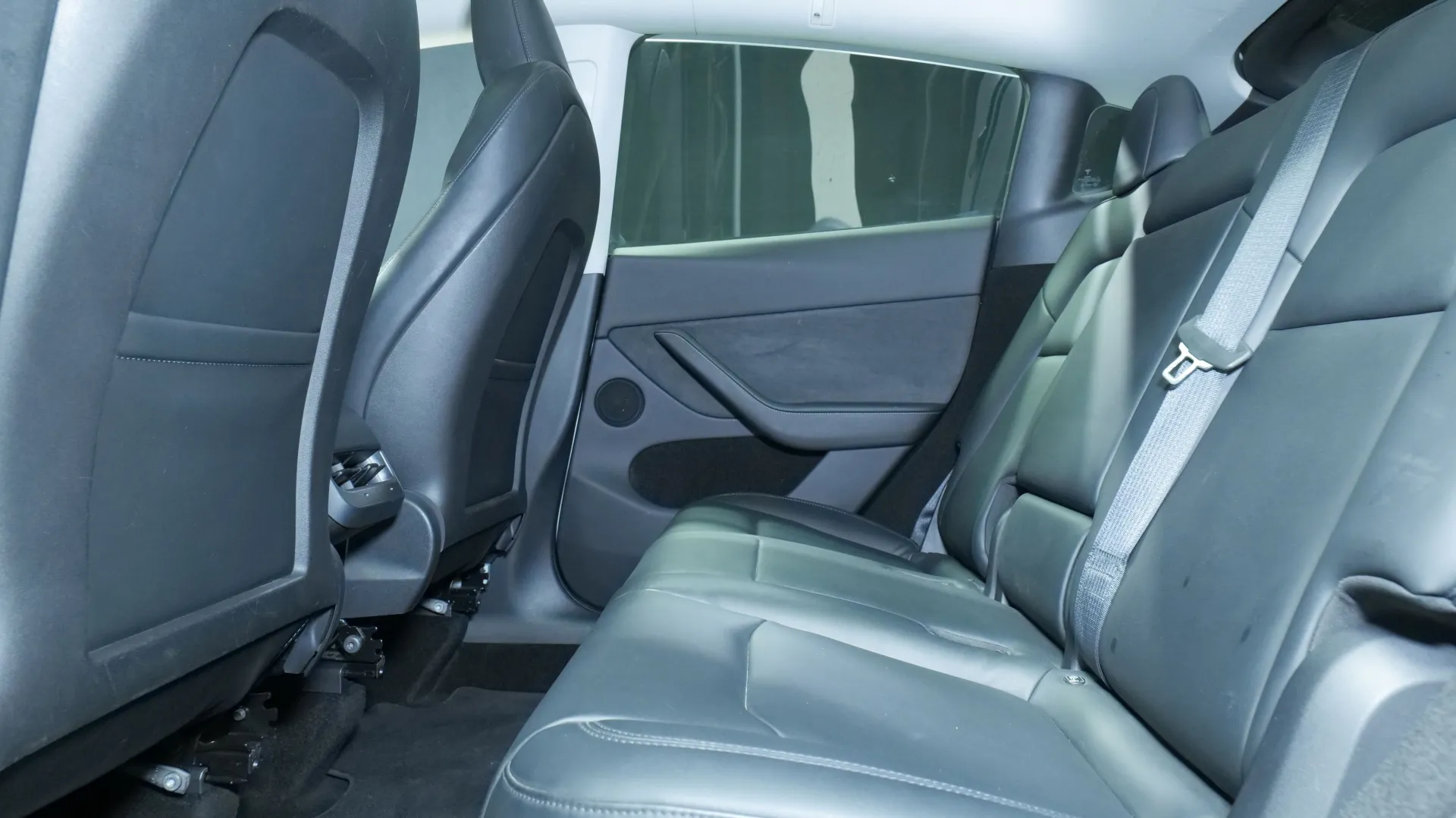 Autokuva 14 - MOU-754