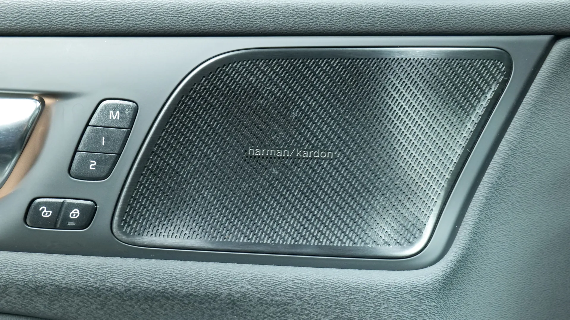 Autokuva 10 - MOV-167