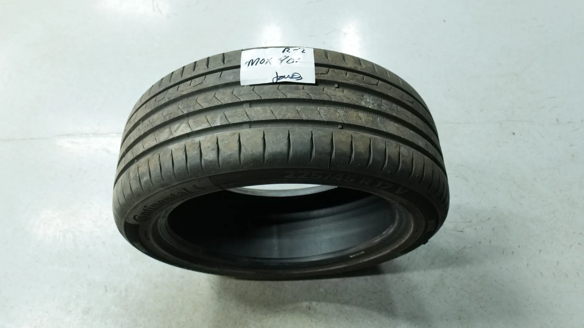 Autokuva 18 - MOX-901