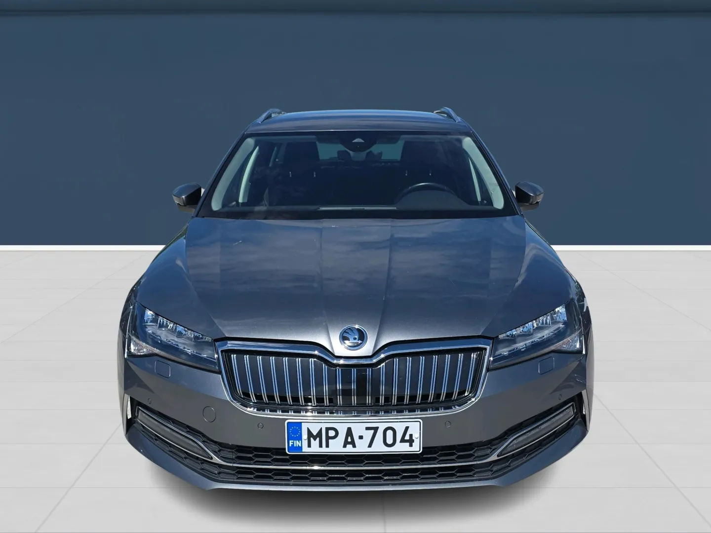 Autokuva 2 - MPA-704