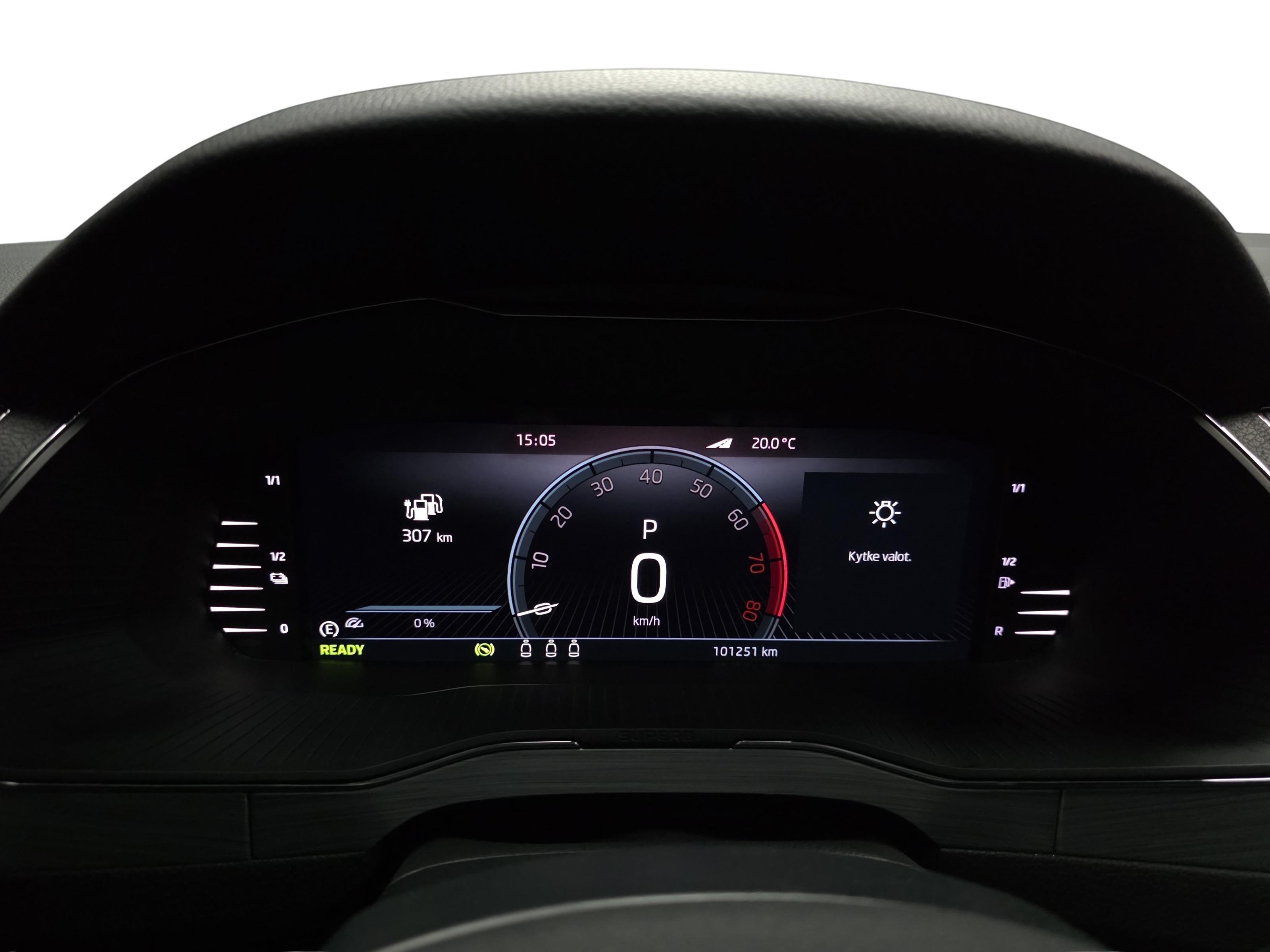 Skoda Superb 2023, kuva 7/15