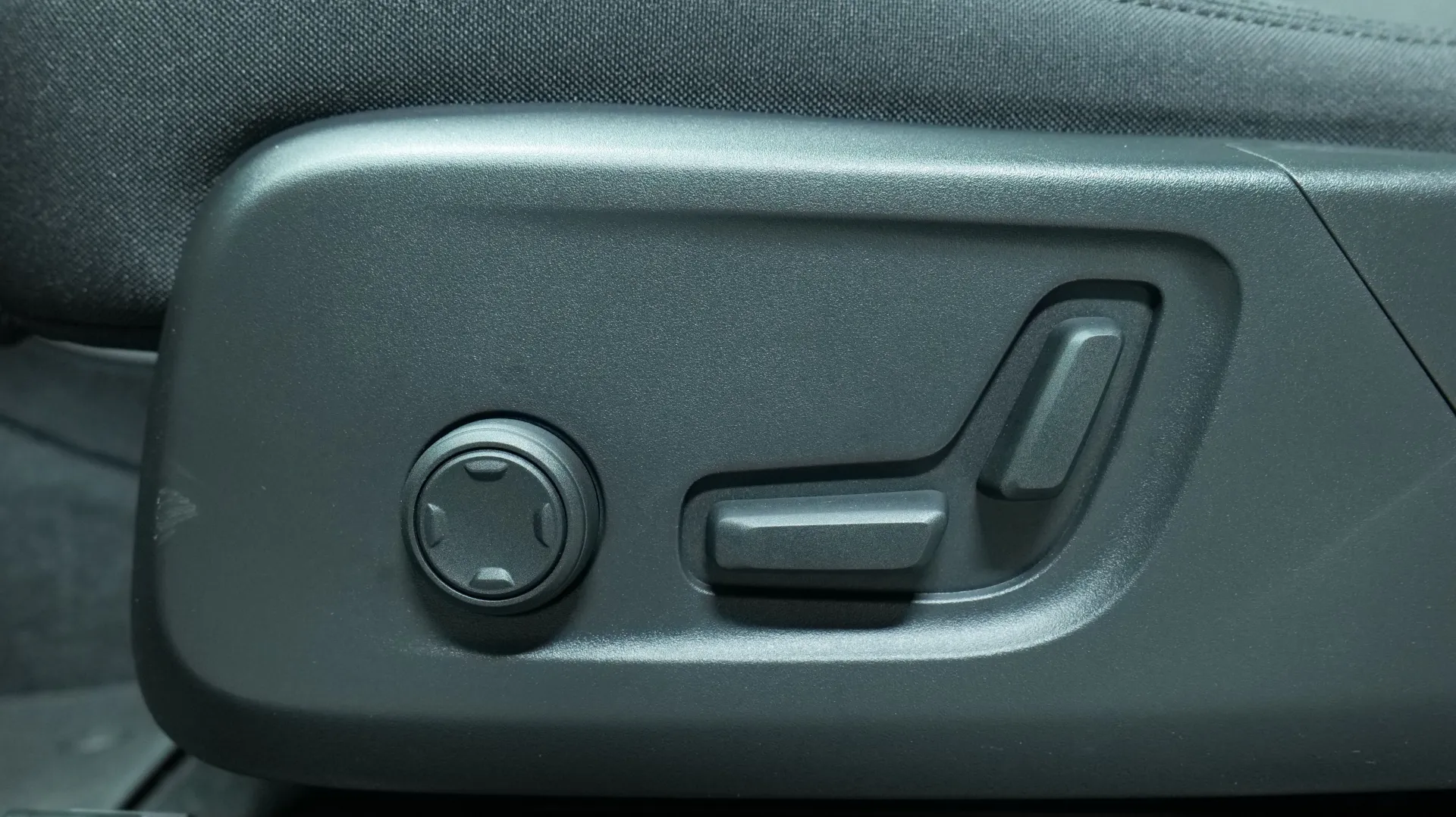 Autokuva 11 - MPB-203