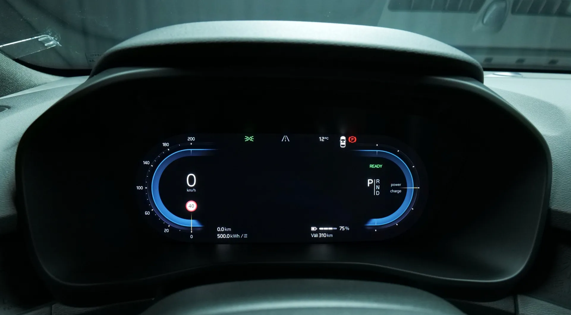 Autokuva 6 - MPB-203