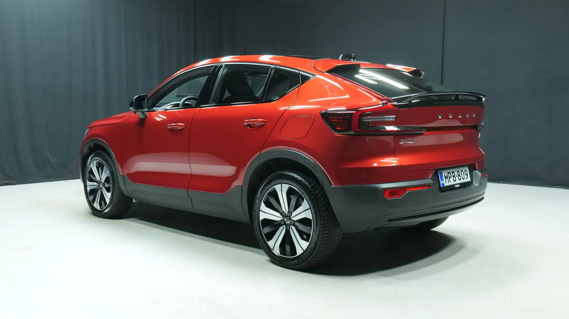 Autokuva 2 - MPB-809