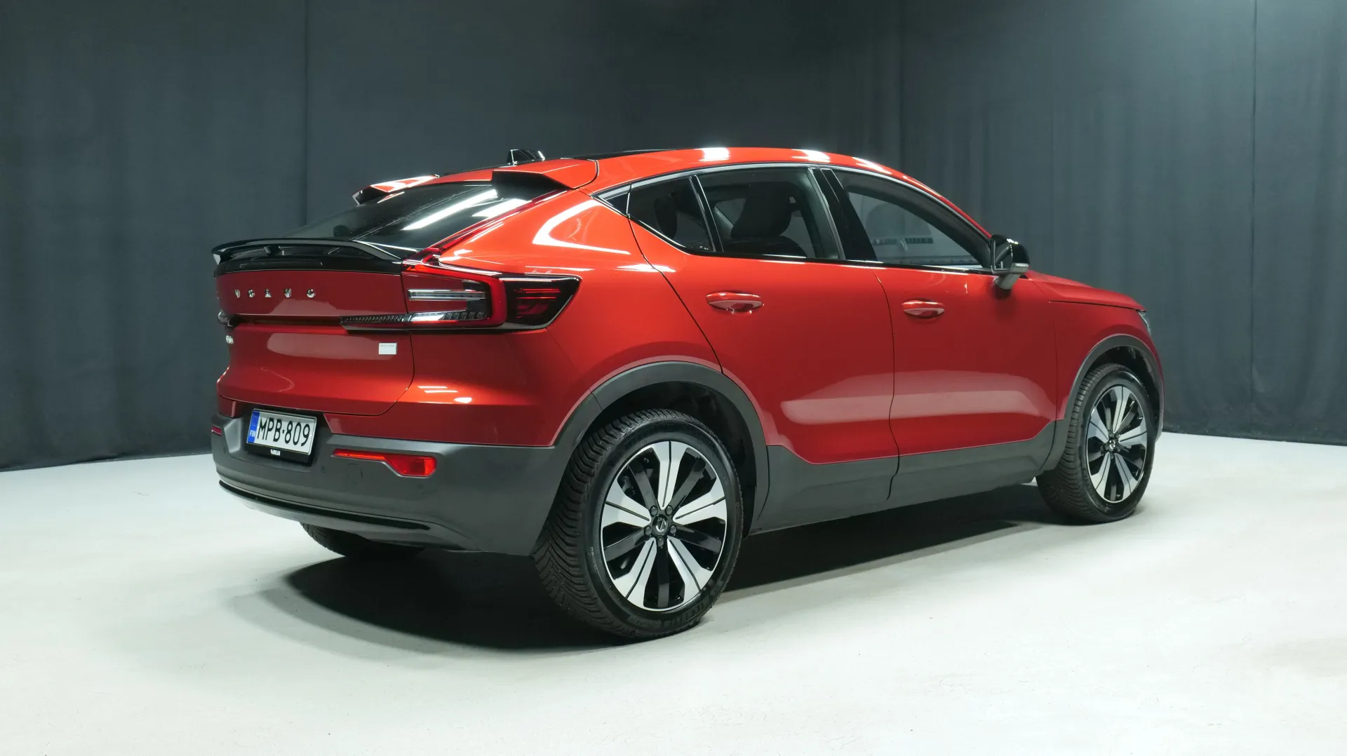 Autokuva 3 - MPB-809