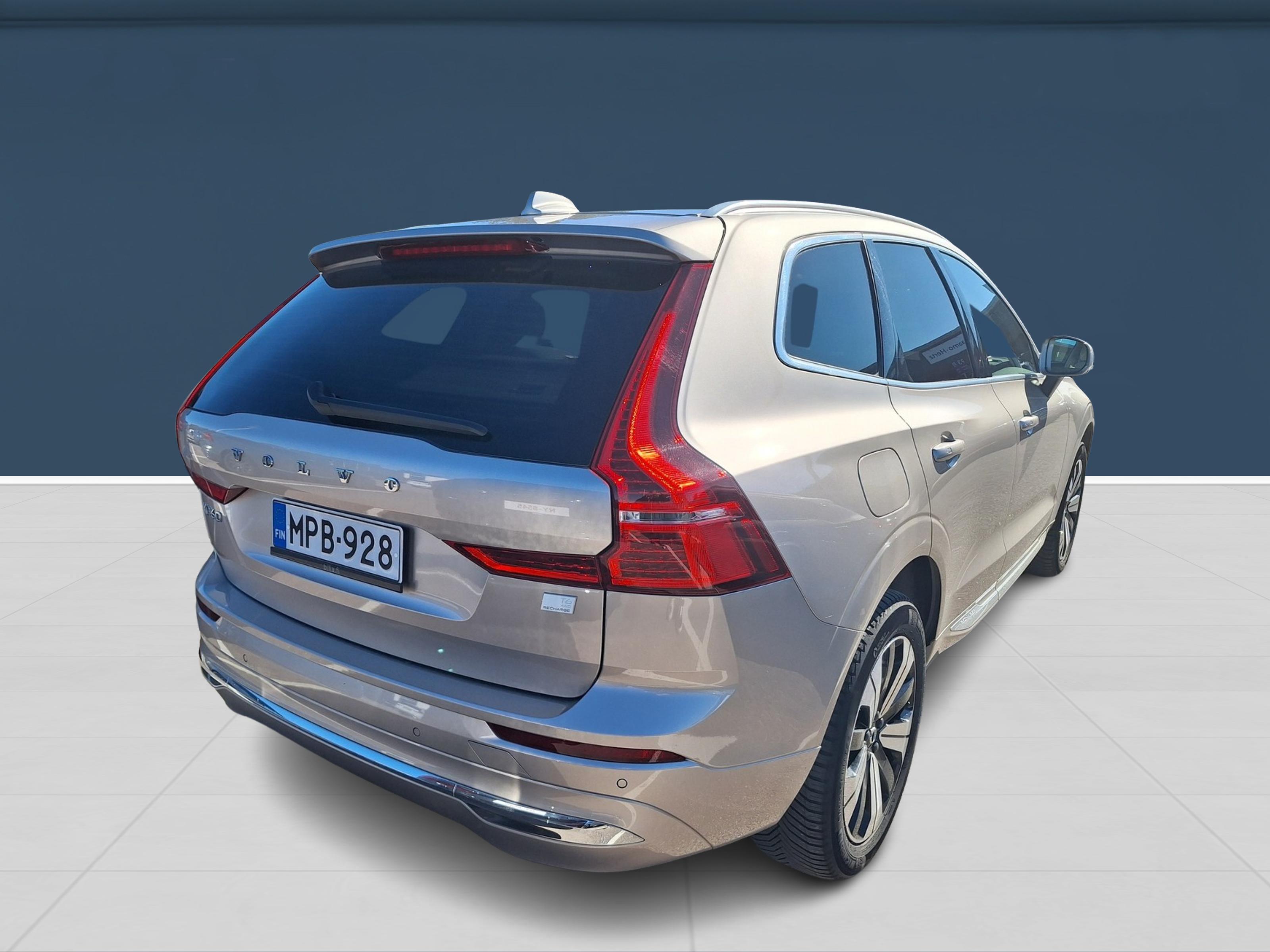 Volvo XC60 2024, photo 3/7