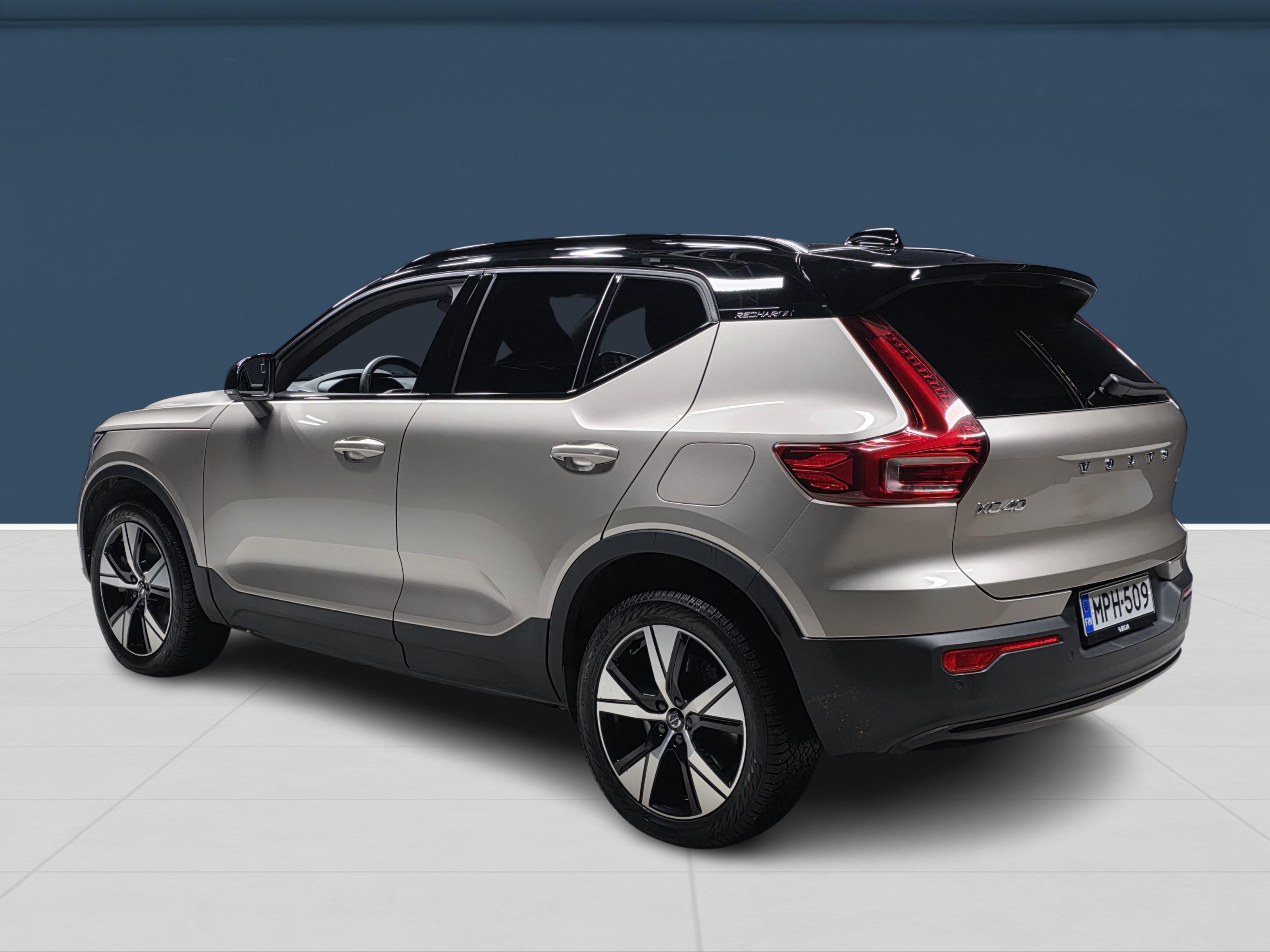 Volvo XC40 Recharge Single Plus aut 2023, photo 6/19