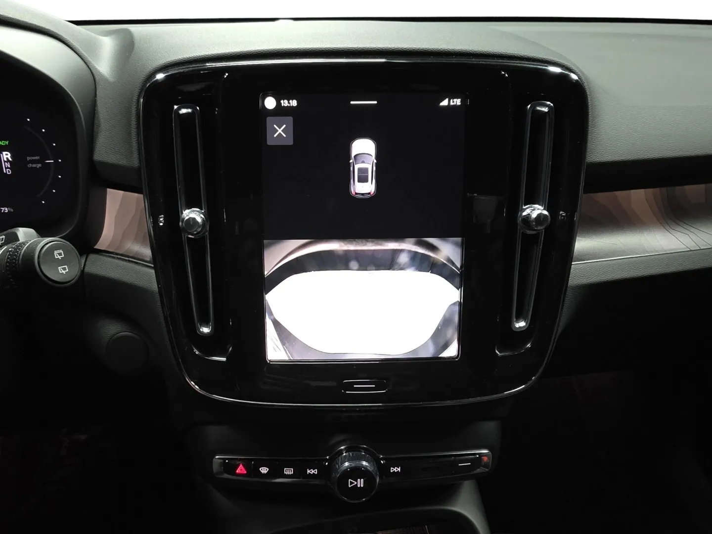 Autokuva 13 - MPN-784