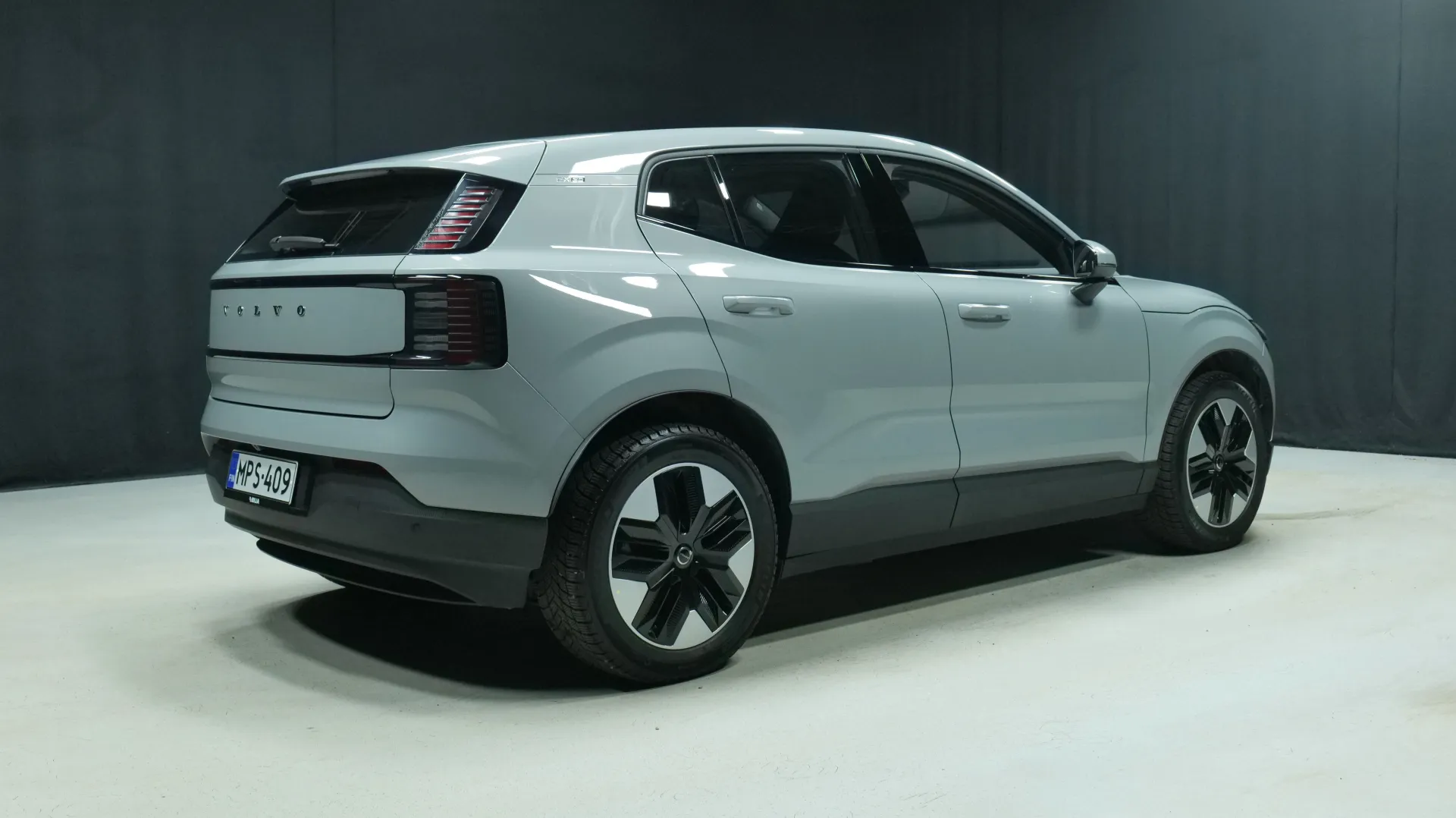 Autokuva 3 - MPS-409