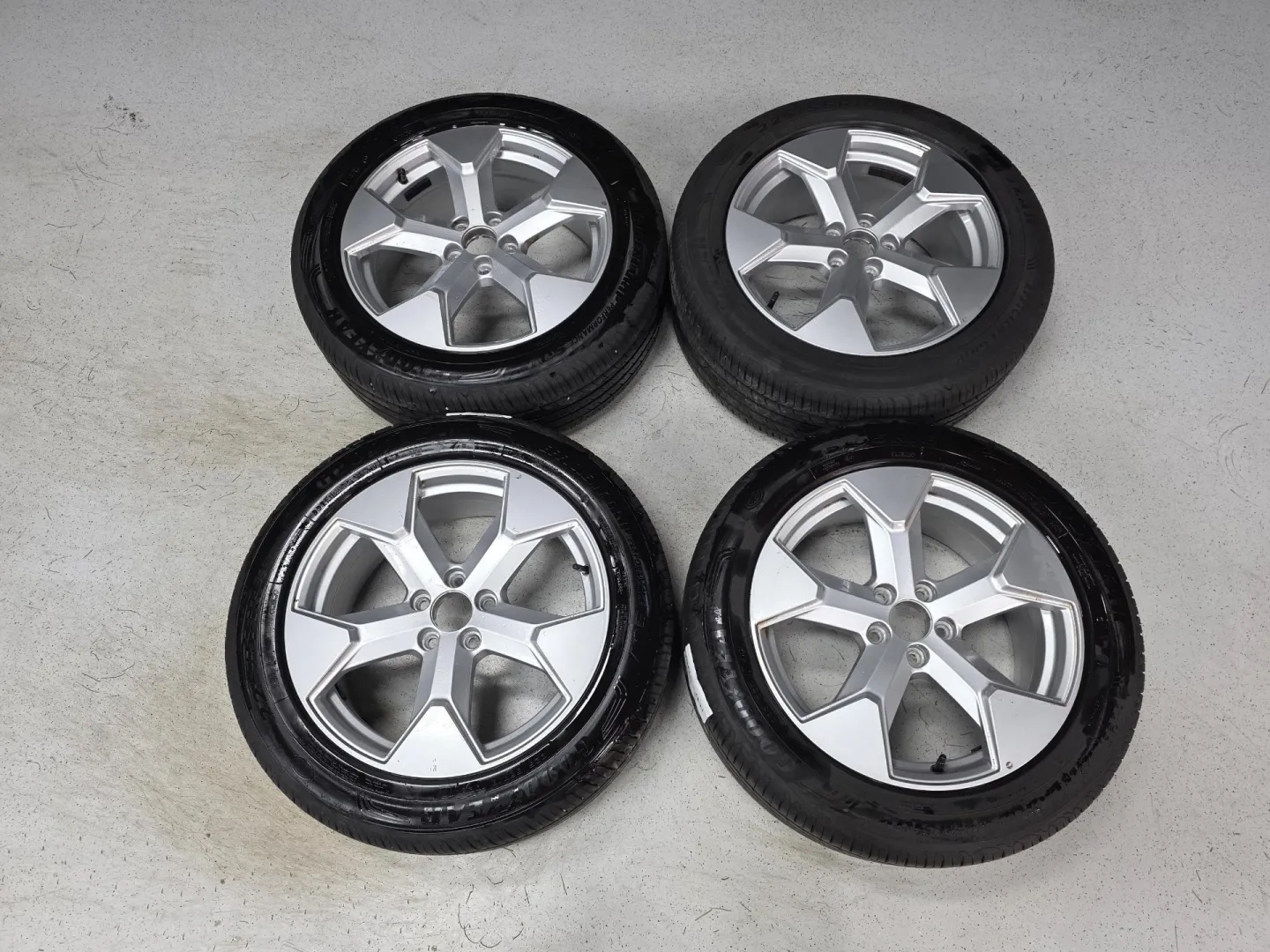 Autokuva 14 - MPS-410