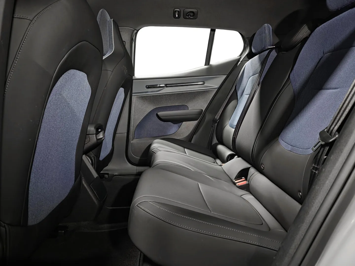 Autokuva 9 - MPS-411