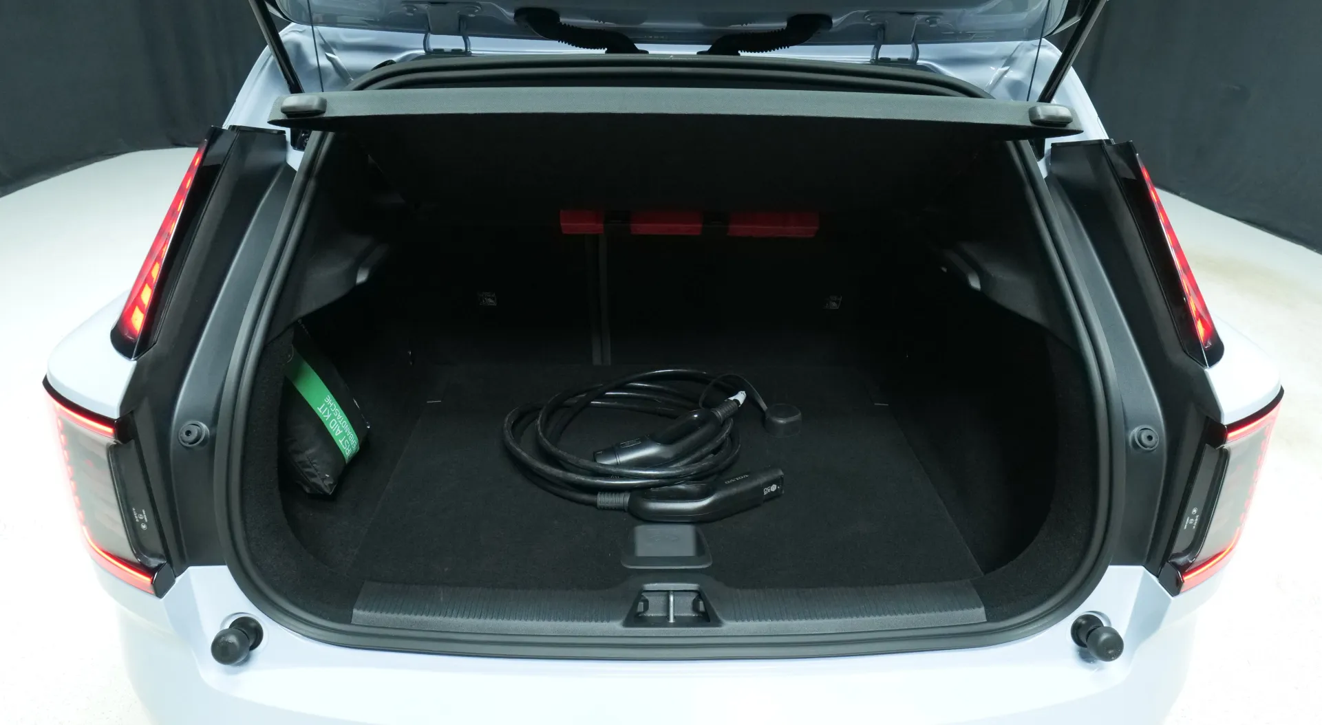 Autokuva 14 - MPT-958