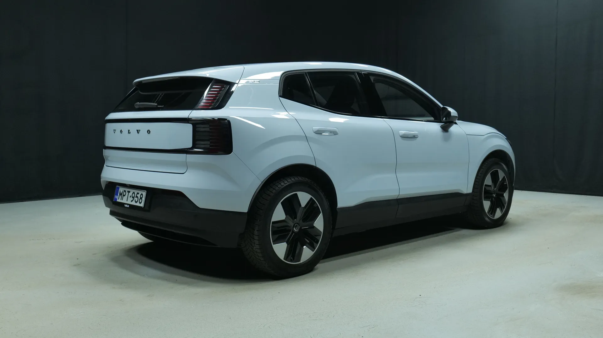 Autokuva 3 - MPT-958