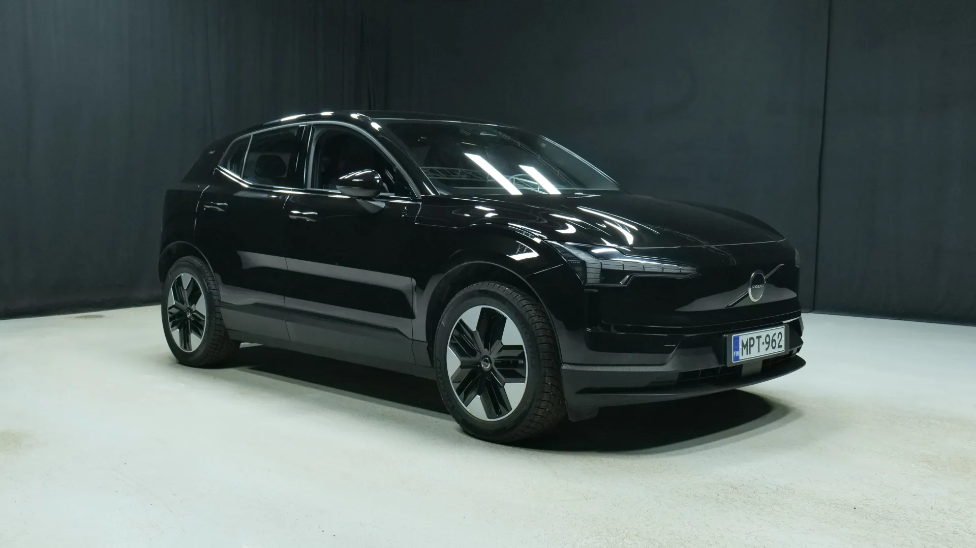 Autokuva 5 - MPT-962